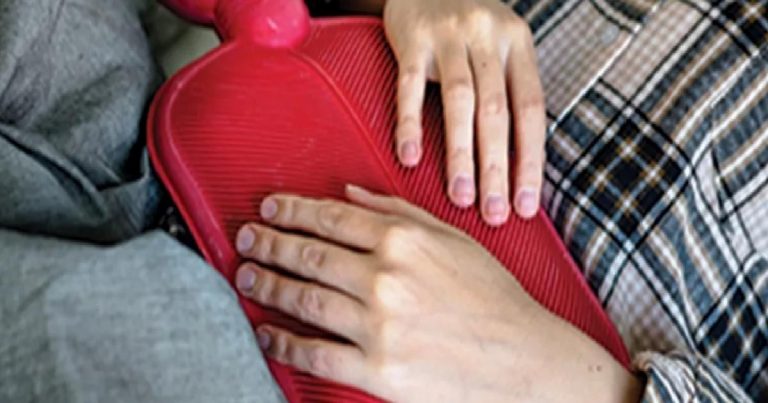 Uzmanından regl ağrısını yatıştıran öneriler!