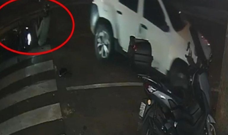 Aracıyla yaya geçidinden geçen şoför ile motokurye ile çarpıştı: Kurye mevtten döndü