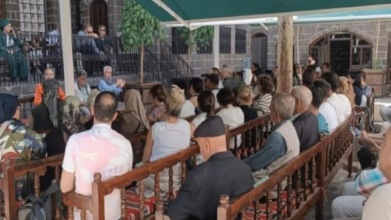 Kürtçede ‘-ng’ sonekinin farklı bir işlevi