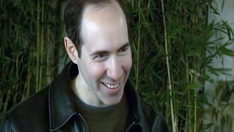 ‘Olasılıksız’ın yazarı Adam Fawer: Türk okurlarıma ilişkin birkaç teorim var