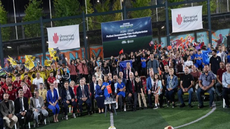 Ümraniye Belediyesi’nden 15 amatör spor kulübüne destek