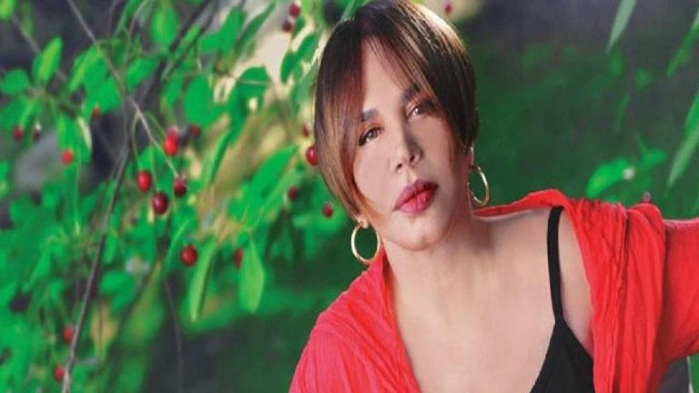 Zeynep Casalini’den çarpıcı itiraf: ‘İntihar edecektim, Sezen Aksu kurtardı’