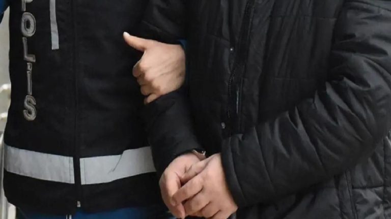 Tekel bayii işleten aileye “kasten öldürme” suçundan tutuklama