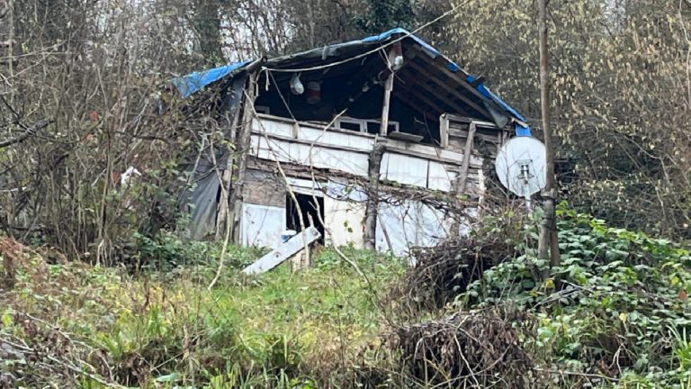 Kartepe’deki ‘kulübe’ cinayetinin iki şüphelisi adliyede