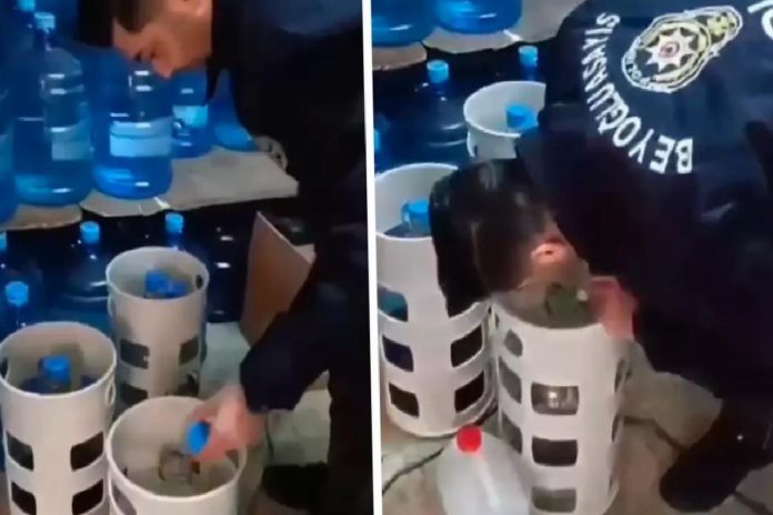 su-satilan-dukkanda-72-litre-sahte-icki-ele-gecirildi-fHBsMYAC.jpg