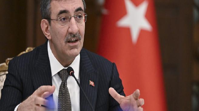 Cevdet Yılmaz: Emel enflasyonu düşürmek