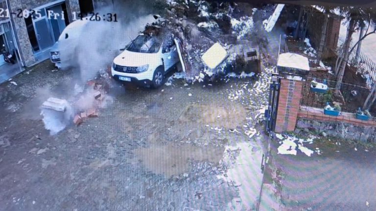 İstinat duvarı çöktü, 30 saniyeyle kurtuldu: ‘Tüylerim diken diken oldu’