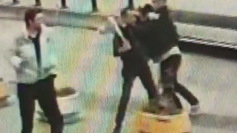 Minibüs şoförlerinin beyzbol sopalı kavgası ölümle bitti