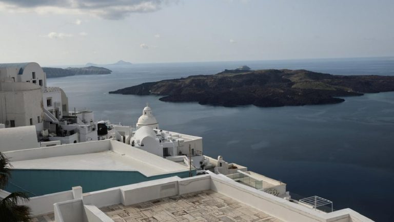 Uzman değerlendirmesi: Ege’de zelzeleler aylarca sürebilir