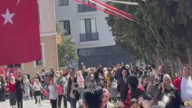 İstanbul’da öğrenciler sarsıntıya 23 Nisan şovlarında yakalandı