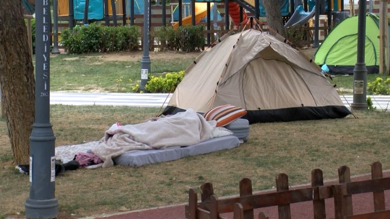 İstanbul’da sarsıntı sonrası çadır fiyatlarına dev artırımlar geldi