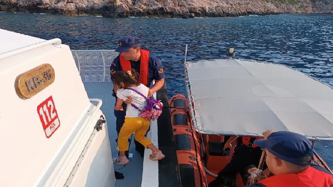 Antalya’nın Kaş İlçesinde 21 Kaçak Göçmen Yakalandı