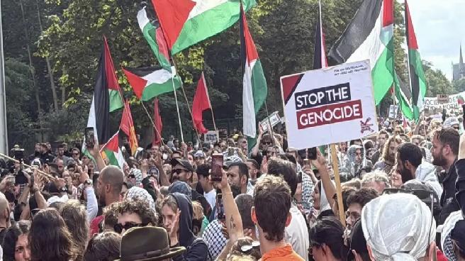 Berlin’de Filistin’e Destek Gösterisine Sert Müdahale