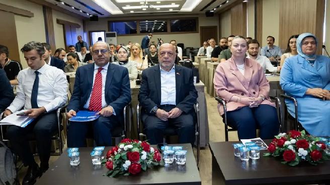 Emek Hareketinin Yeniden İnşası Vurgusu