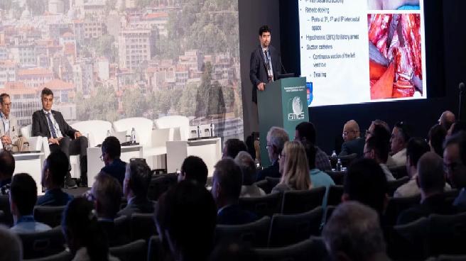 İstanbul’da kalp cerrahisinde dev buluşma