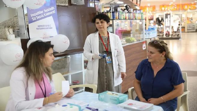 Kastamonu’da ‘Dumansız Türkiye’ Kampanyası Kapsamında Sigara Bıraktırma Standı Açıldı