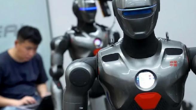 Dünyanın İlk 6S Robot Mağazası Shenzhen’de Açıldı