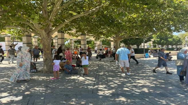 İzmir’de Hava Sıcaklığı 42 Dereceyi Buldu
