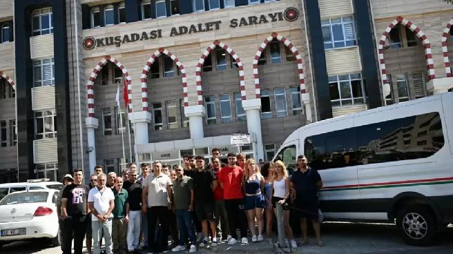 Kuşadası’nda Çalışanlar Maaşlarını Alamadıkları İçin Suç Duyurusunda Bulundu