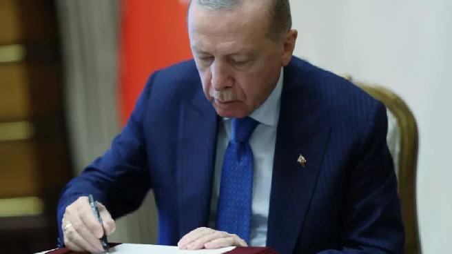 YAŞ kararları imzalandı: 32 general ve amiral bir üst rütbeye yükseltildi