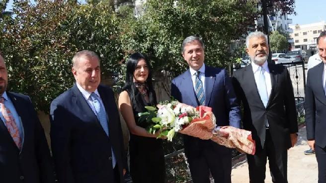 AK Parti Genel Başkan Yardımcısı Sırakaya, Mardin’in Midyat ilçesinde ziyaretlerde bulundu