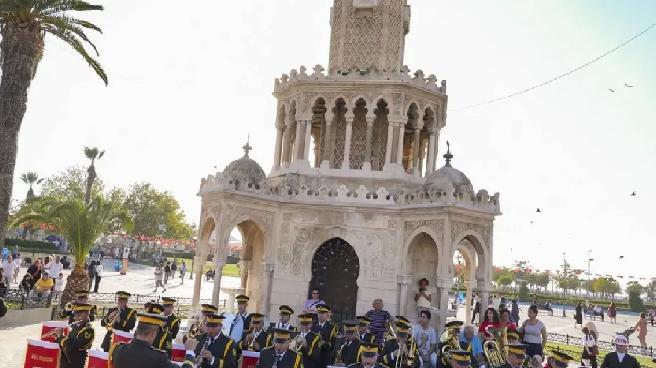 İzmir’de 30 Ağustos Zafer Bayramı Kutlamaları