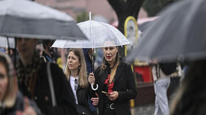 Meteoroloji’den kuvvetli sağanak yağış için kritik uyarı: İl il hava durumu