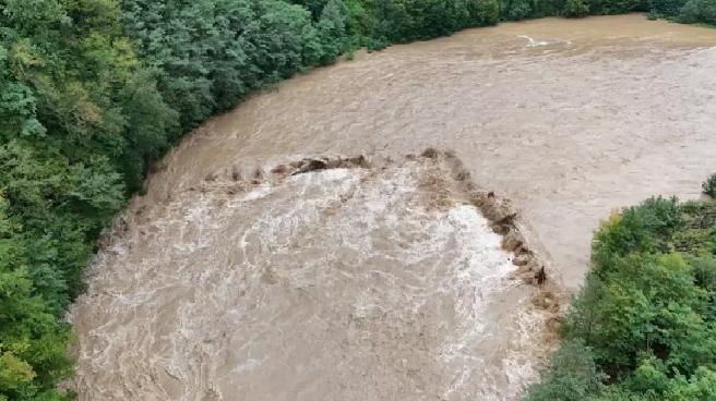 Rize ve Artvin’de Sel Felaketi: Zamana Karşı Mücadele