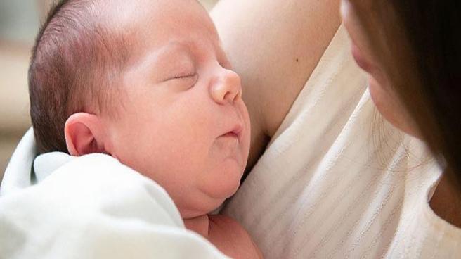 Sağlık Bakanlığı’ndan yeni çalışma: ‘Anne-baba akademisi’ hayata geçiyor