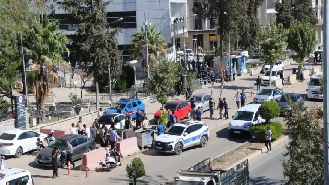 adiyamanda-adliye-onunde-kavga-8-yarali-15-gozalti-46LhzSIJ.jpg