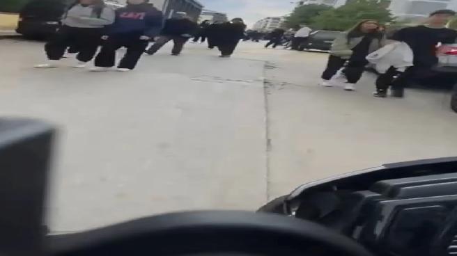 bursada-motosiklet-surucusunden-tehlikeli-gosteri-nk9iwnJb.jpg