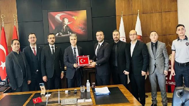 Gaziantep Başsavcısı, Adliye Personeline Destek Sözü Verdi