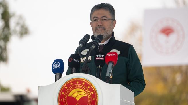 İbrahim Yumaklı: DSİ’deki dozer sayımız 245’e yükseldi