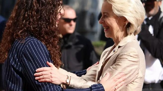 Kosova Cumhurbaşkanı Osmani, AB Cezalarının Kaldırılmasını Talep Etti