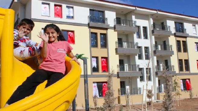 Malatya’da 1130 Depremzedeye Kalıcı Konut Anahtarları Teslim Edildi