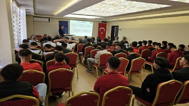 Malatya’da Elektrikli Araç Teknolojisi Toplantısı Düzenlendi