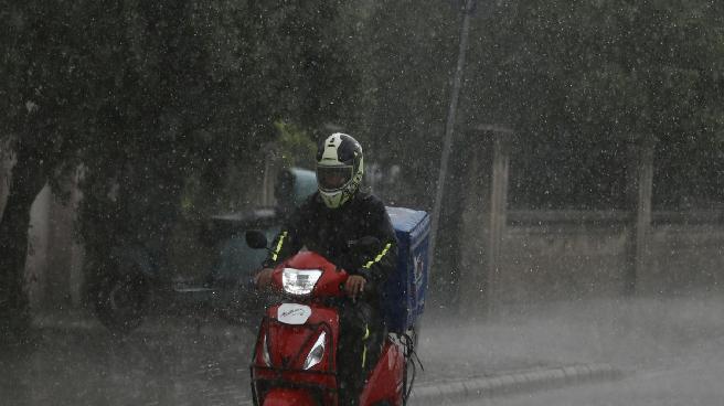 Meteoroloji duyurdu: Sağanak ve kar yağışı etkili olacak, 5 ile sarı kodlu uyarı yapıldı