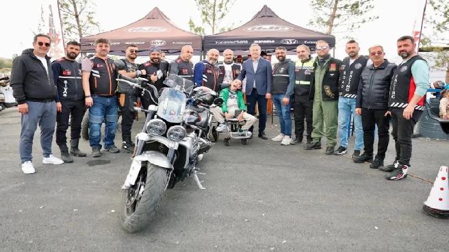Sivas’ta Motosiklet Tutkunları Drift Alanında Buluştu