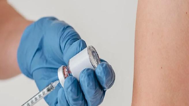 Soğuyan hava kalbin yükünü artırıyor! Kalp hastaları her sonbahar grip aşısı olmalı