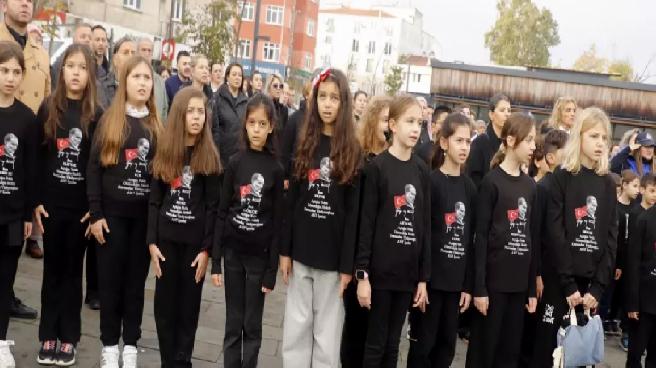 Atatürk, Anısına Tüm Ülkede Anıldı