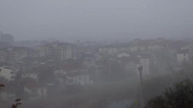 Edirne’de Sis Etkili Oldu, Görüş Mesafesi 30 Metreye Düştü