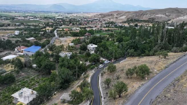 Kocasinan Belediyesi Kırsal Mahallelere 21 Kilometre Yol Yaptı
