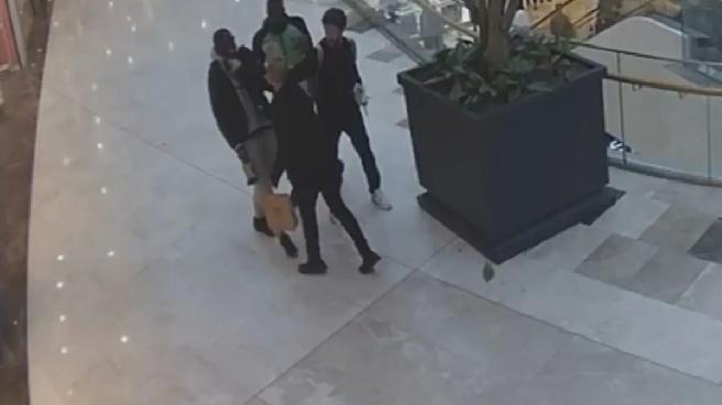 Sarıyer’de Futbolcu Papy Djilobodji’ye Silahlı Saldırı