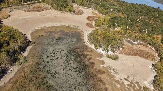 Suyu 300 metre çekilen Kovada Gölü’nün ‘milli park’ özelliği tehlikede