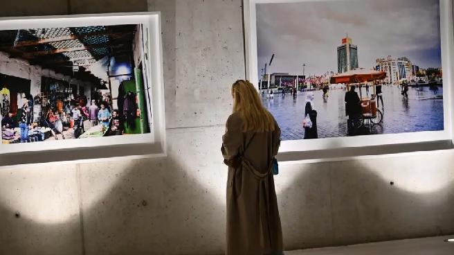 Zeki Demirkubuz’un İkinci Kişisel Fotoğraf Sergisi Ankara’da Açıldı