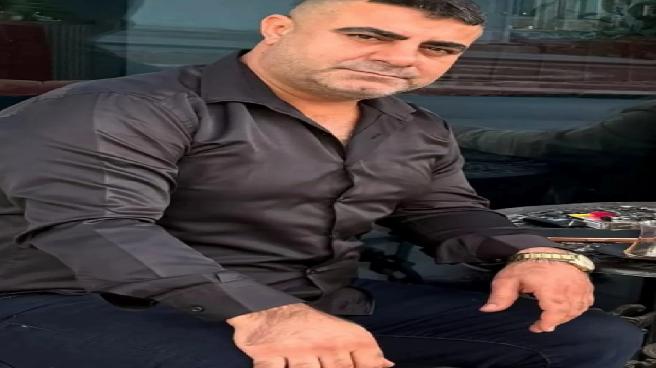 Hesabı ödemeyince mekandan atıldı, geri dönüp konuşma bahanesiyle solisti öldürdü