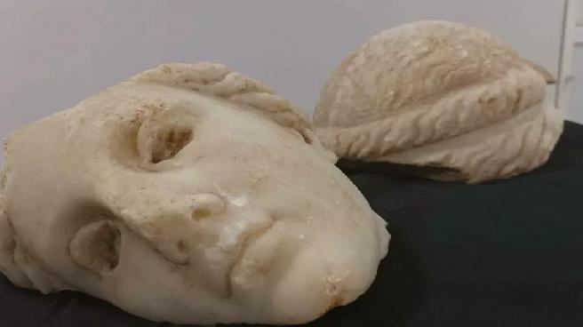 Metropolis’te 2 bin 200 yıllık tanrıça başı bulundu